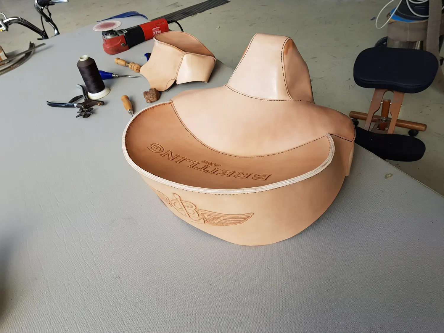 Da Leder Klopfa -  Biker Sattel