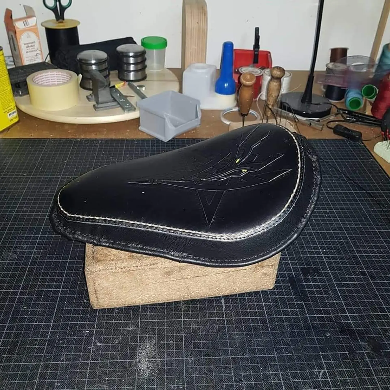 Da Leder Klopfa -  Biker Sattel