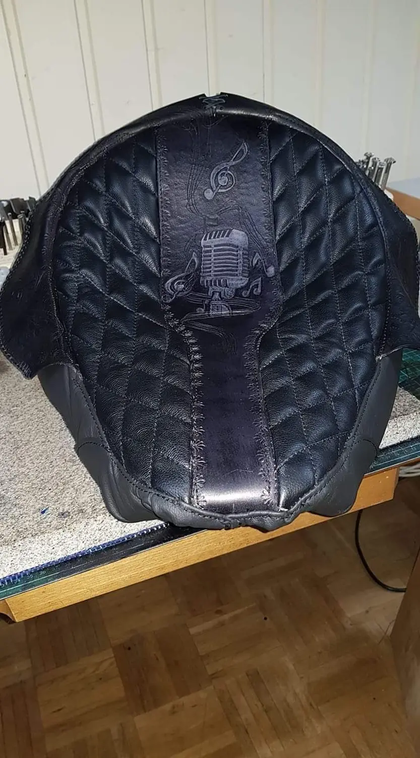 Da Leder Klopfa -  Biker Sattel