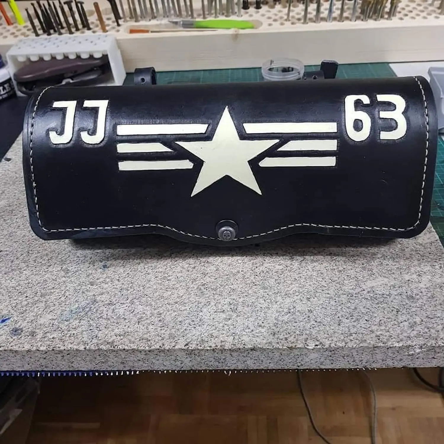 Da Leder Klopfa - Biker Werkzeugrollen