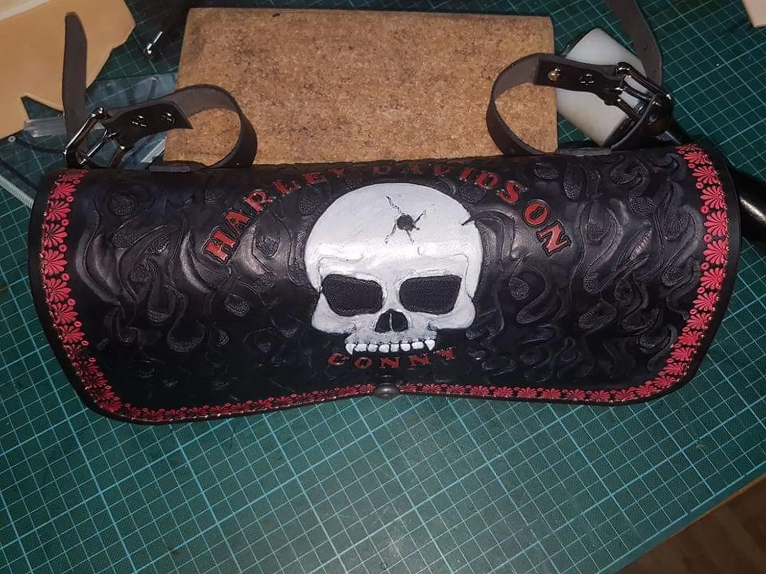 Da Leder Klopfa - Biker Werkzeugrollen