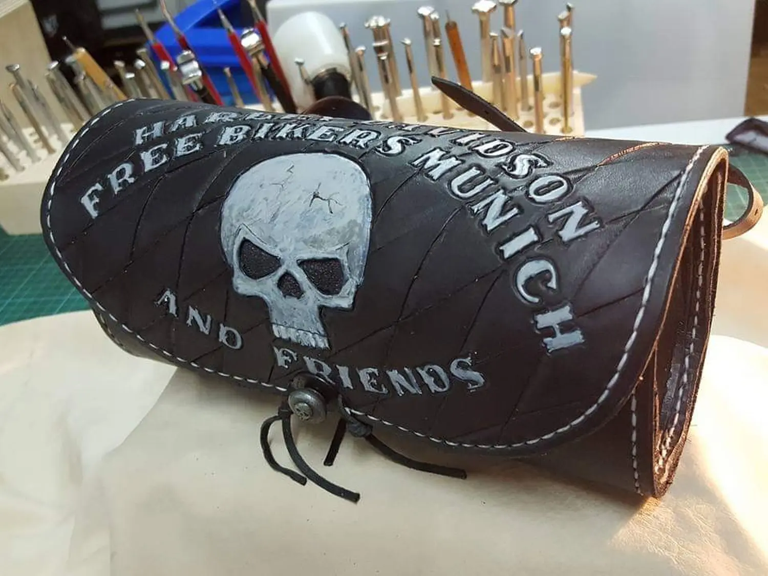 Da Leder Klopfa - Biker Werkzeugrollen