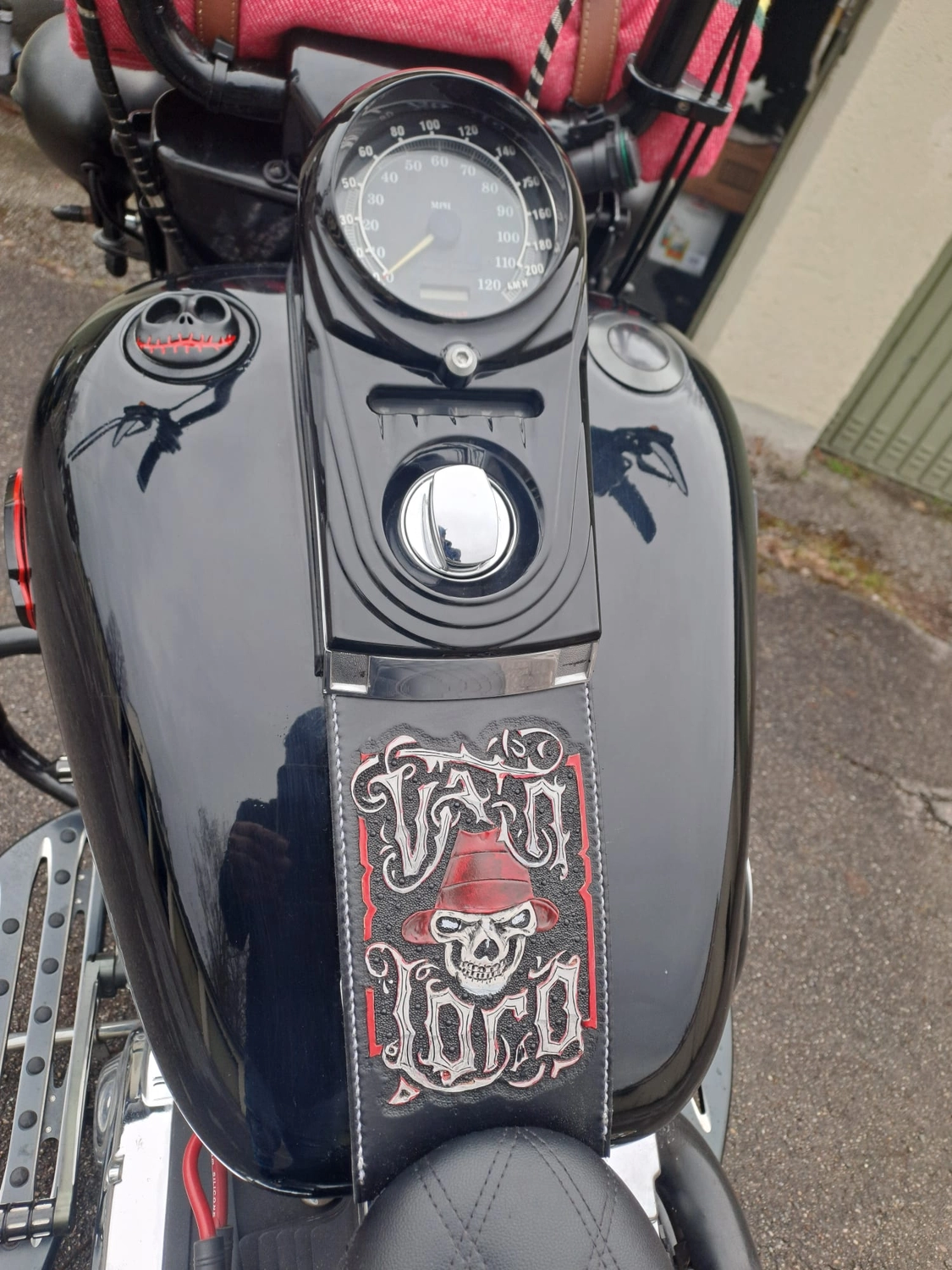 Da Leder Klopfa - Entwurf gezeichnet nach Abstimmung mit Kunden.